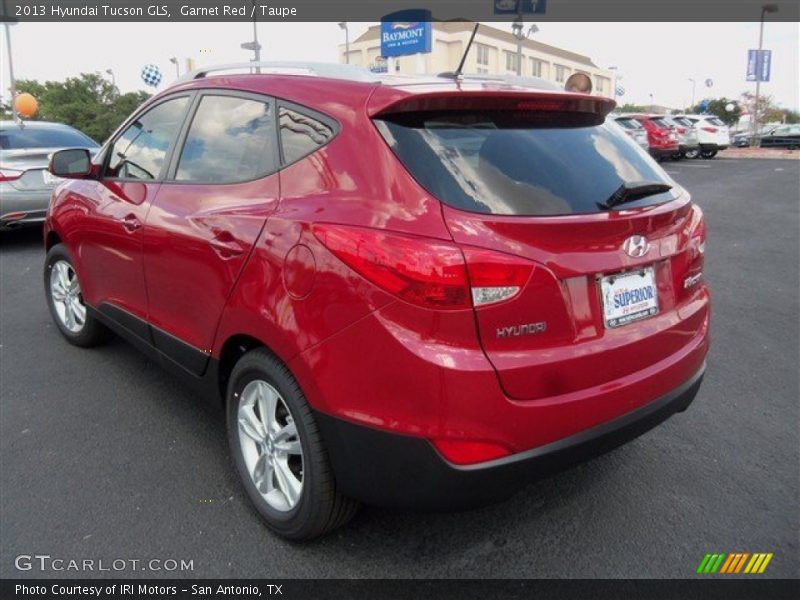 Garnet Red / Taupe 2013 Hyundai Tucson GLS