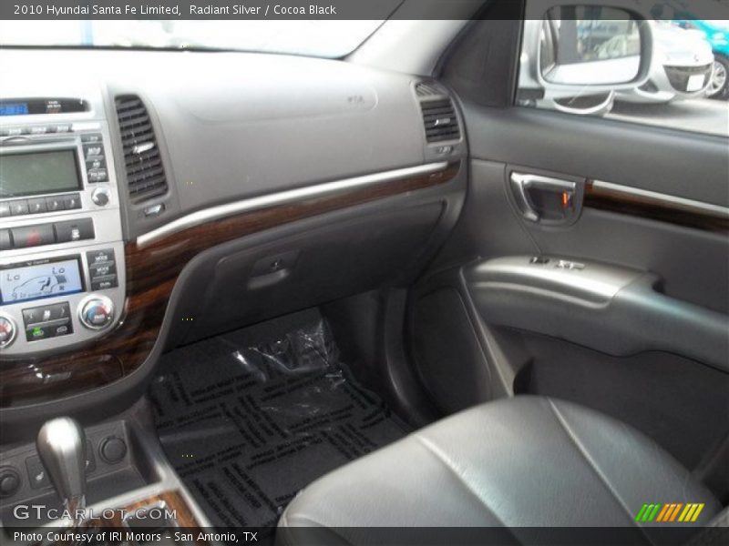 Radiant Silver / Cocoa Black 2010 Hyundai Santa Fe Limited