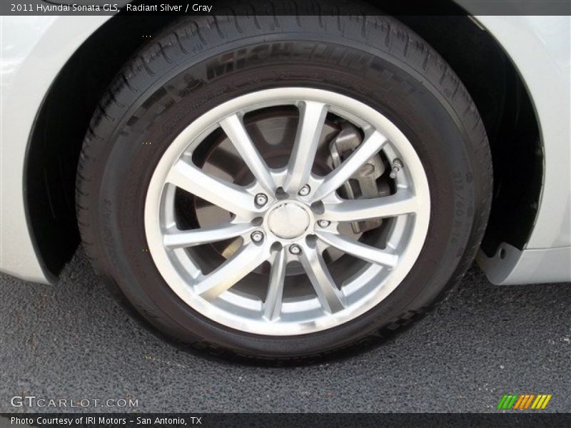 Radiant Silver / Gray 2011 Hyundai Sonata GLS
