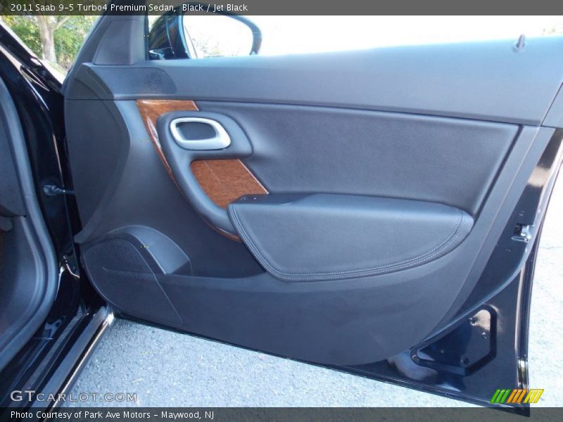 Door Panel of 2011 9-5 Turbo4 Premium Sedan