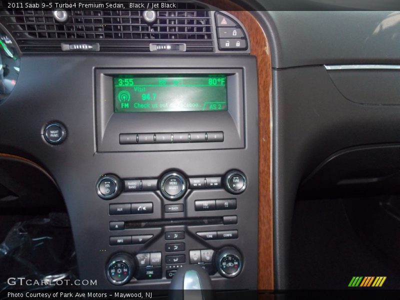 Controls of 2011 9-5 Turbo4 Premium Sedan