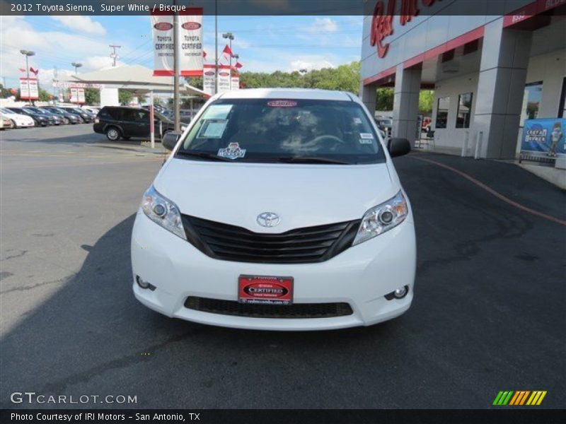 Super White / Bisque 2012 Toyota Sienna