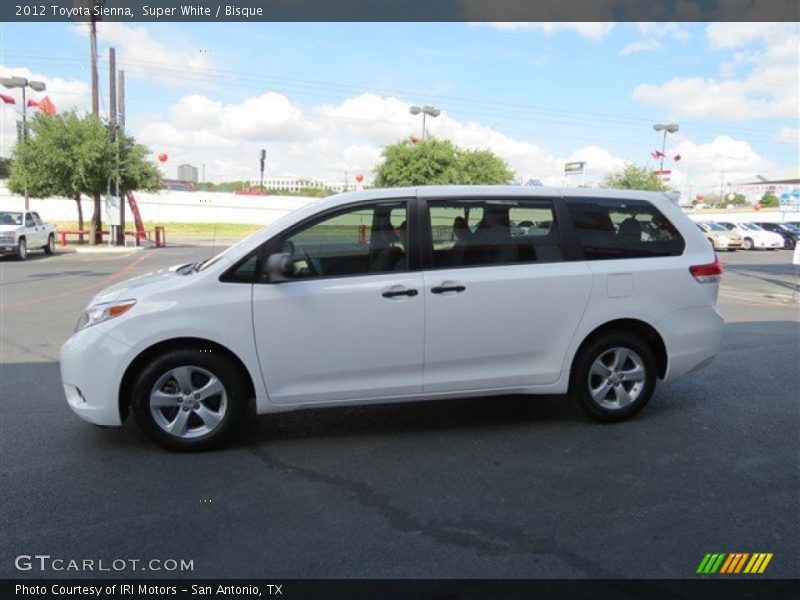 Super White / Bisque 2012 Toyota Sienna