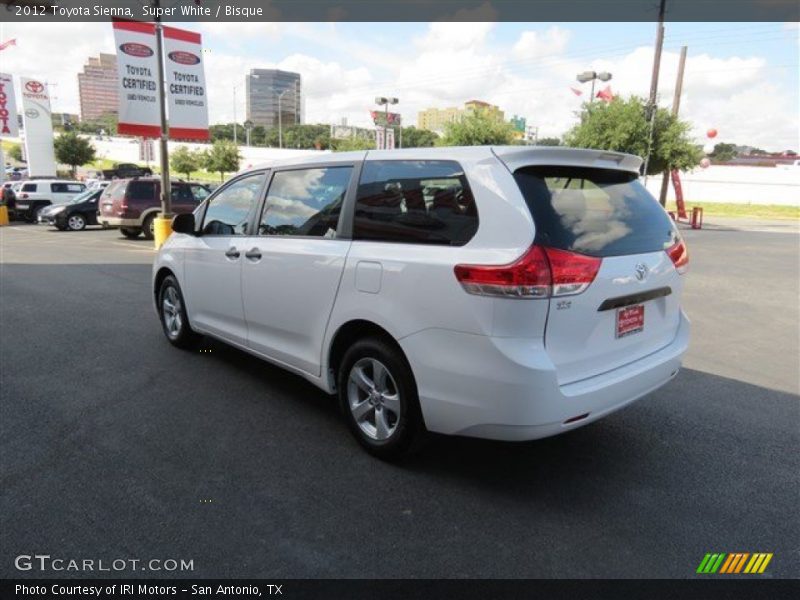 Super White / Bisque 2012 Toyota Sienna