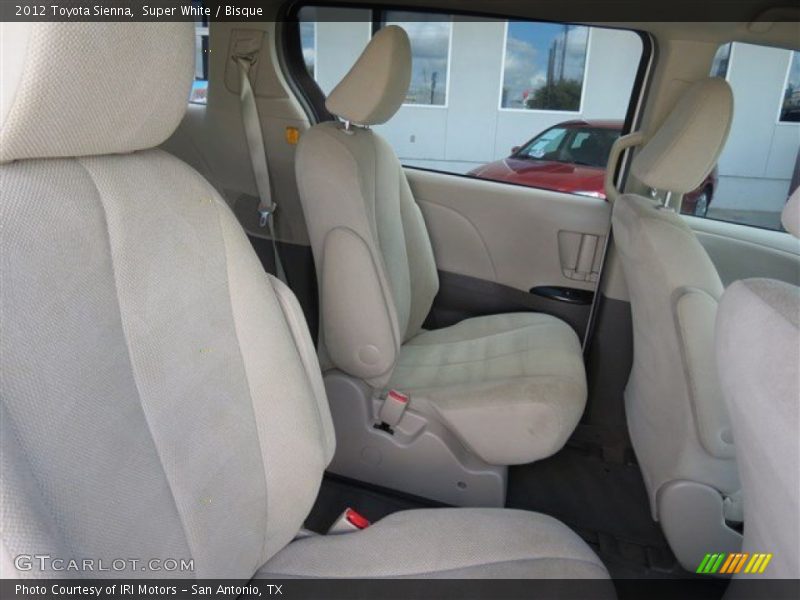 Super White / Bisque 2012 Toyota Sienna