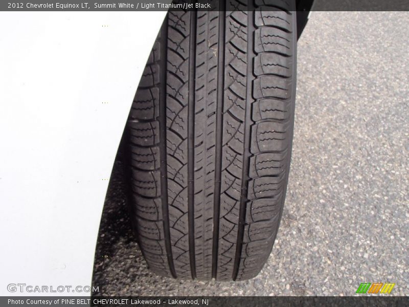 Summit White / Light Titanium/Jet Black 2012 Chevrolet Equinox LT