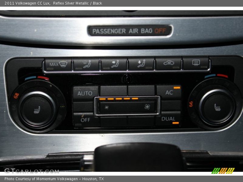 Reflex Silver Metallic / Black 2011 Volkswagen CC Lux