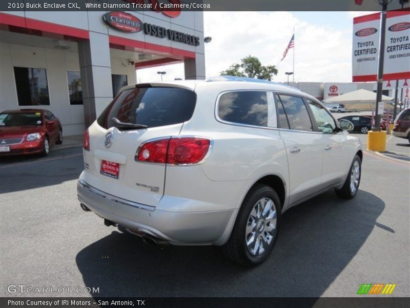 White Diamond Tricoat / Cashmere/Cocoa 2010 Buick Enclave CXL