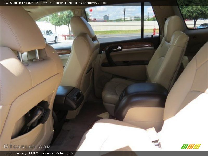 White Diamond Tricoat / Cashmere/Cocoa 2010 Buick Enclave CXL