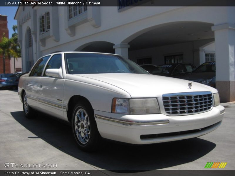 White Diamond / Oatmeal 1999 Cadillac DeVille Sedan