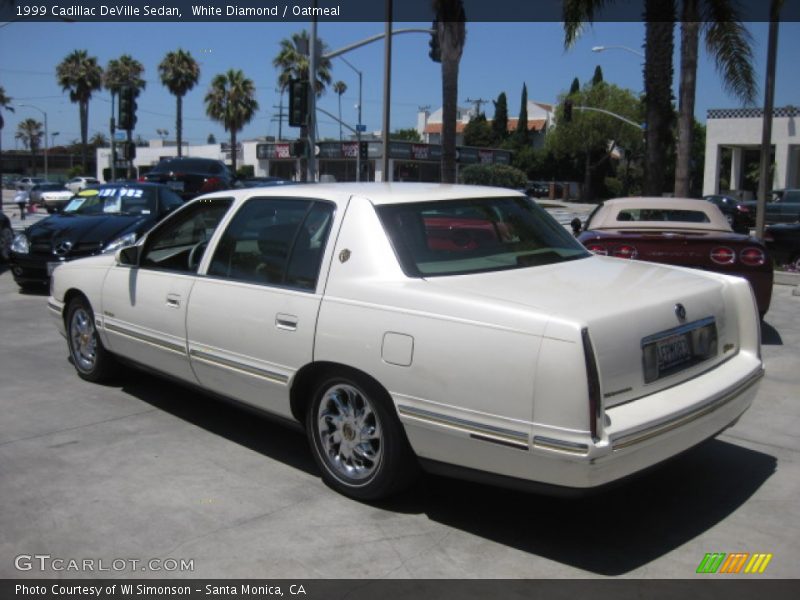 White Diamond / Oatmeal 1999 Cadillac DeVille Sedan