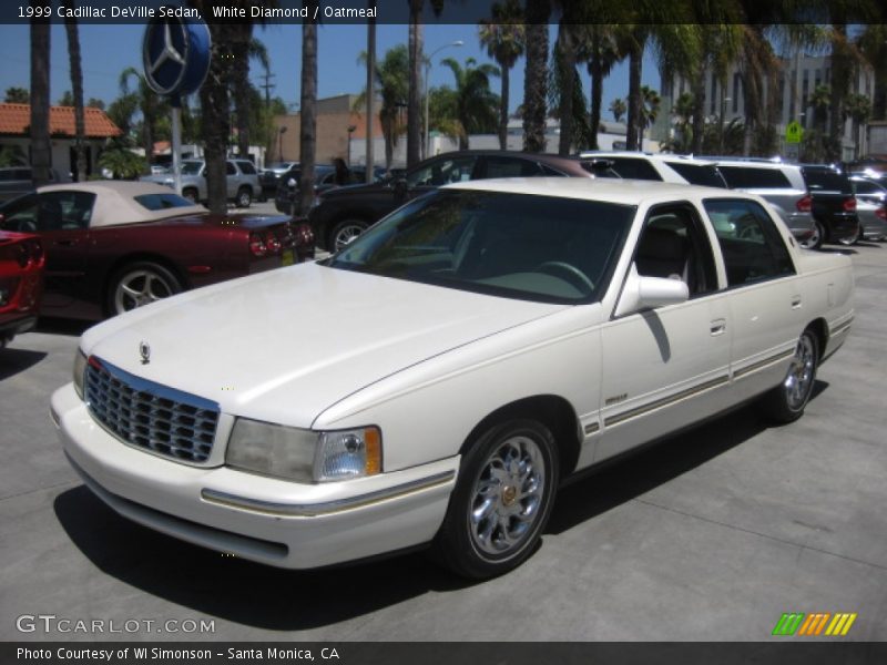White Diamond / Oatmeal 1999 Cadillac DeVille Sedan