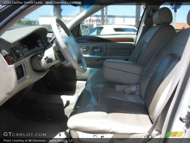 White Diamond / Oatmeal 1999 Cadillac DeVille Sedan