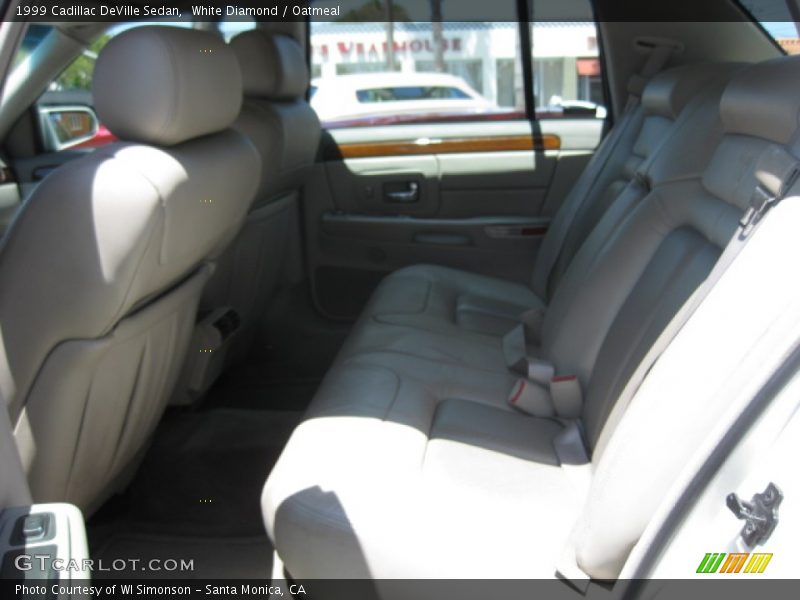 White Diamond / Oatmeal 1999 Cadillac DeVille Sedan