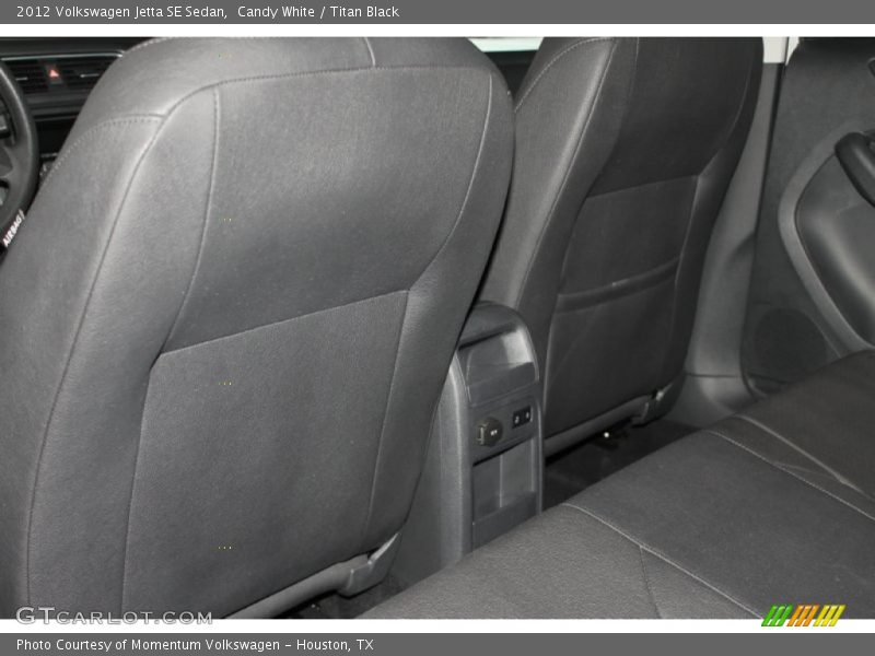 Candy White / Titan Black 2012 Volkswagen Jetta SE Sedan