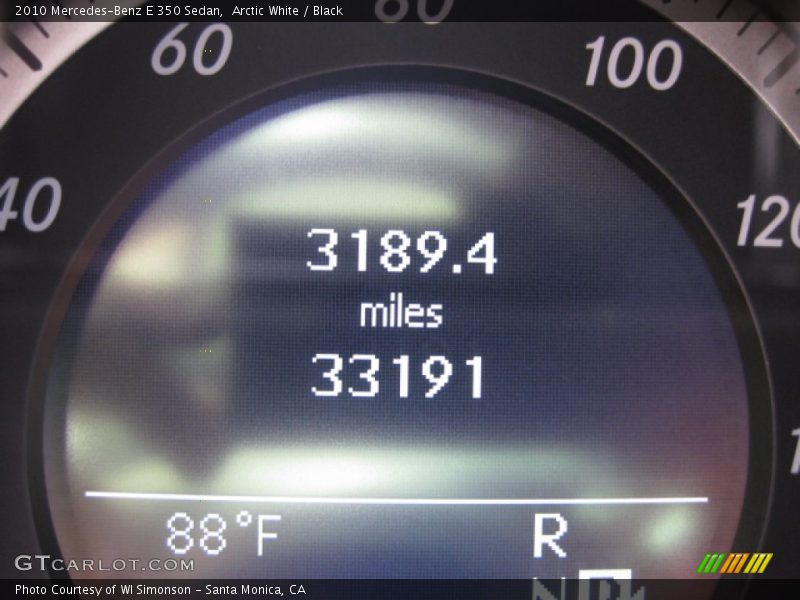 Arctic White / Black 2010 Mercedes-Benz E 350 Sedan