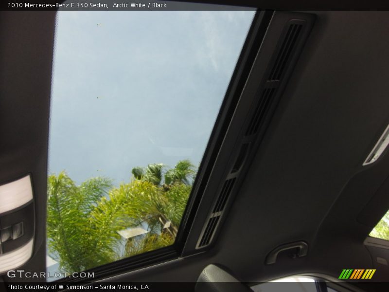 Arctic White / Black 2010 Mercedes-Benz E 350 Sedan