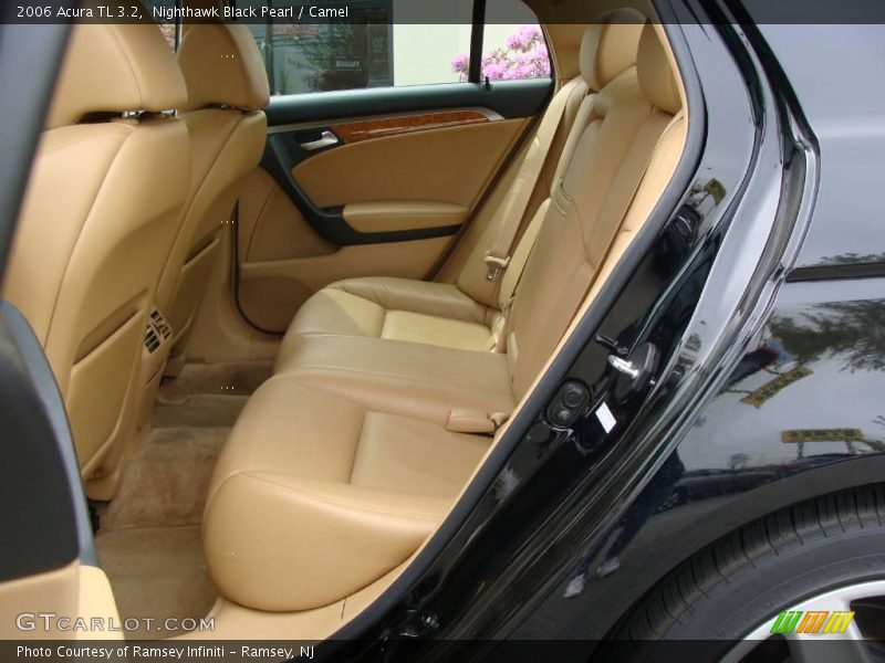 Nighthawk Black Pearl / Camel 2006 Acura TL 3.2