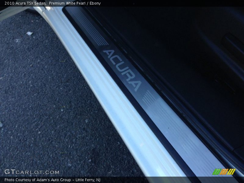 Premium White Pearl / Ebony 2010 Acura TSX Sedan