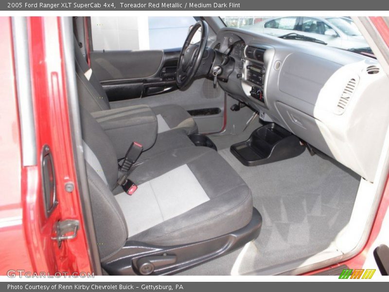 Toreador Red Metallic / Medium Dark Flint 2005 Ford Ranger XLT SuperCab 4x4