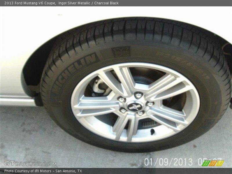 Ingot Silver Metallic / Charcoal Black 2013 Ford Mustang V6 Coupe