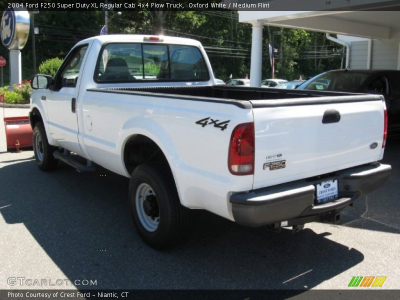 Oxford White / Medium Flint 2004 Ford F250 Super Duty XL Regular Cab 4x4 Plow Truck