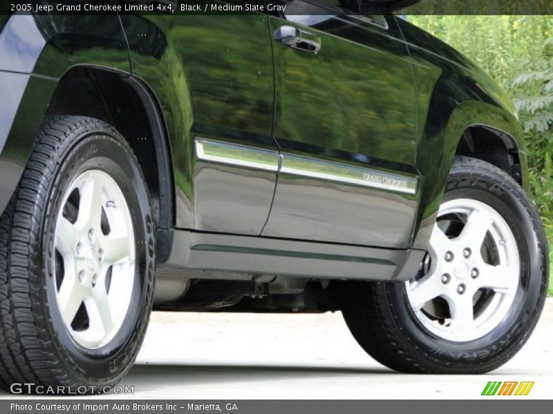 Black / Medium Slate Gray 2005 Jeep Grand Cherokee Limited 4x4