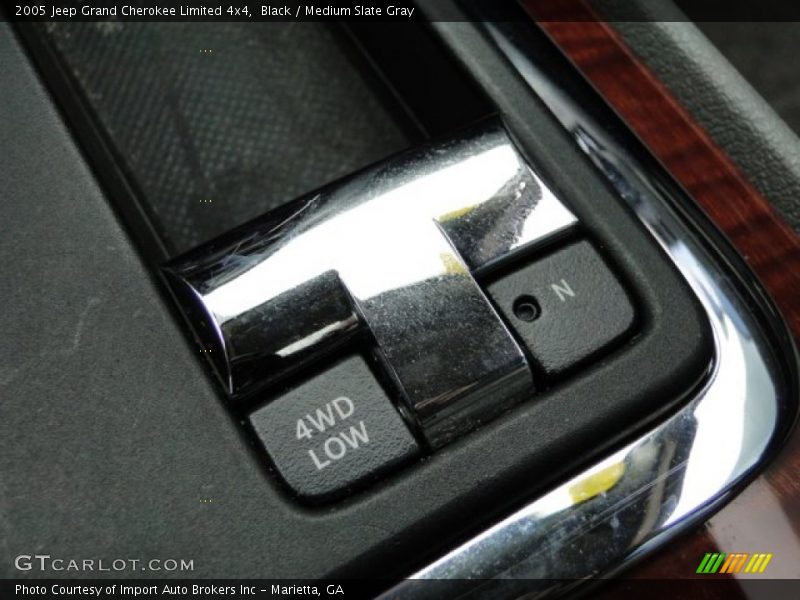 Black / Medium Slate Gray 2005 Jeep Grand Cherokee Limited 4x4