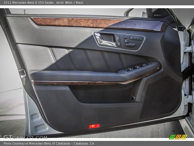 Arctic White / Black 2011 Mercedes-Benz E 350 Sedan