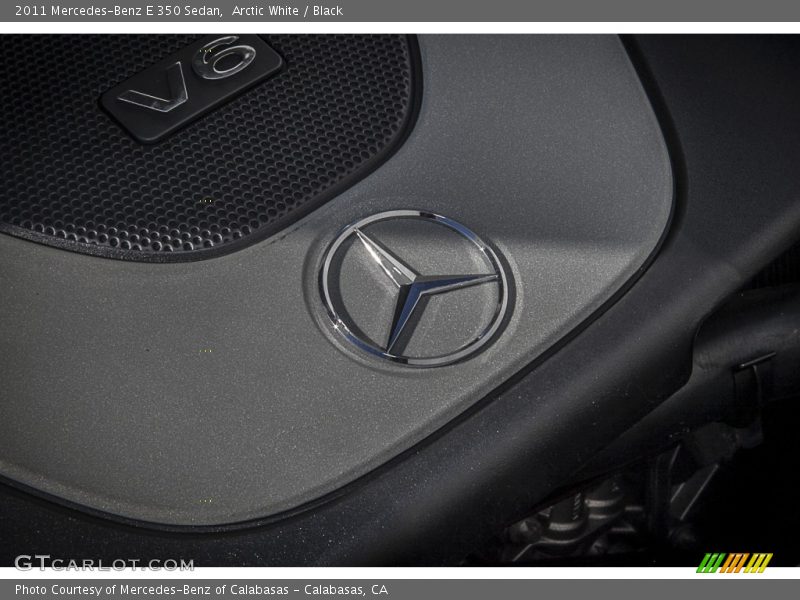 Arctic White / Black 2011 Mercedes-Benz E 350 Sedan