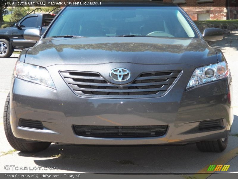 Magnetic Gray Metallic / Bisque 2009 Toyota Camry LE