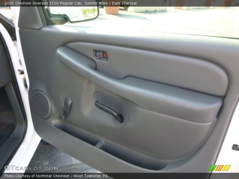 Summit White / Dark Charcoal 2005 Chevrolet Silverado 1500 Regular Cab
