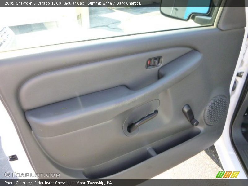 Summit White / Dark Charcoal 2005 Chevrolet Silverado 1500 Regular Cab