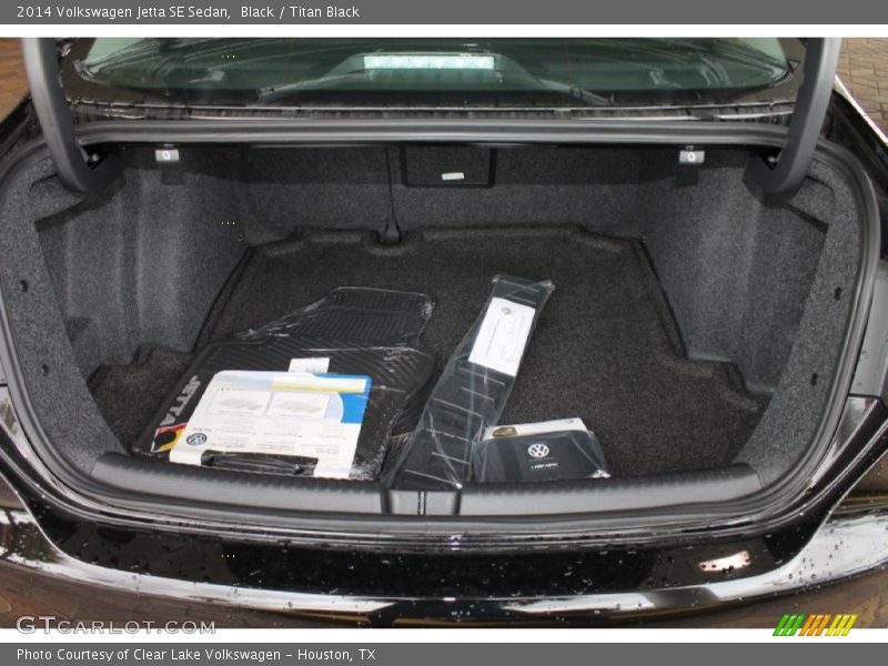 Black / Titan Black 2014 Volkswagen Jetta SE Sedan