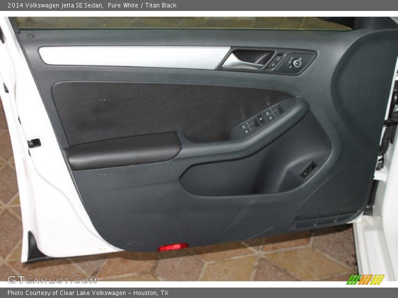 Pure White / Titan Black 2014 Volkswagen Jetta SE Sedan