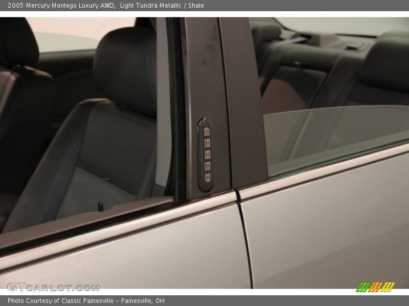 Light Tundra Metallic / Shale 2005 Mercury Montego Luxury AWD