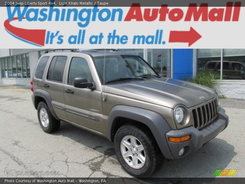 Light Khaki Metallic / Taupe 2004 Jeep Liberty Sport 4x4