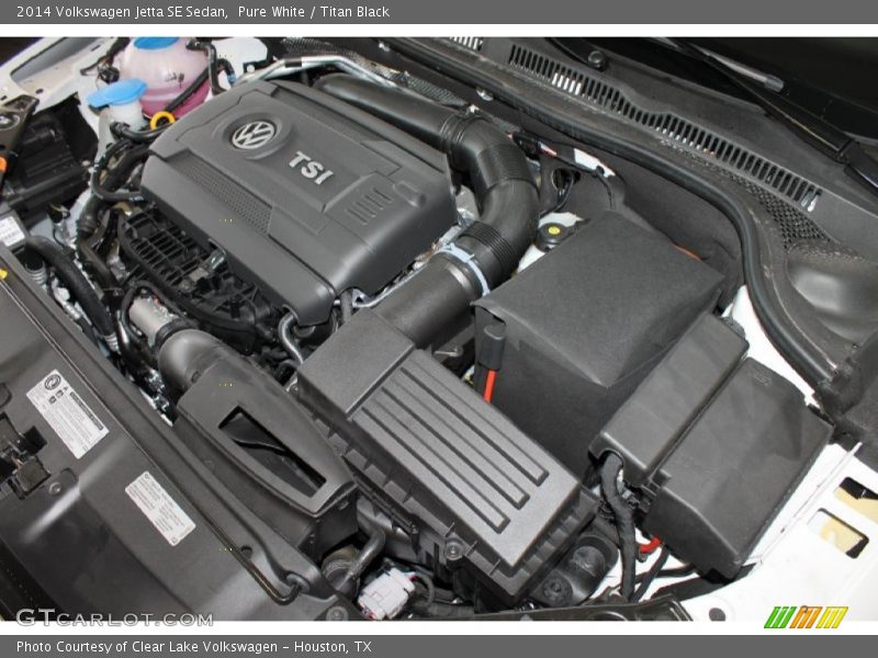 Pure White / Titan Black 2014 Volkswagen Jetta SE Sedan