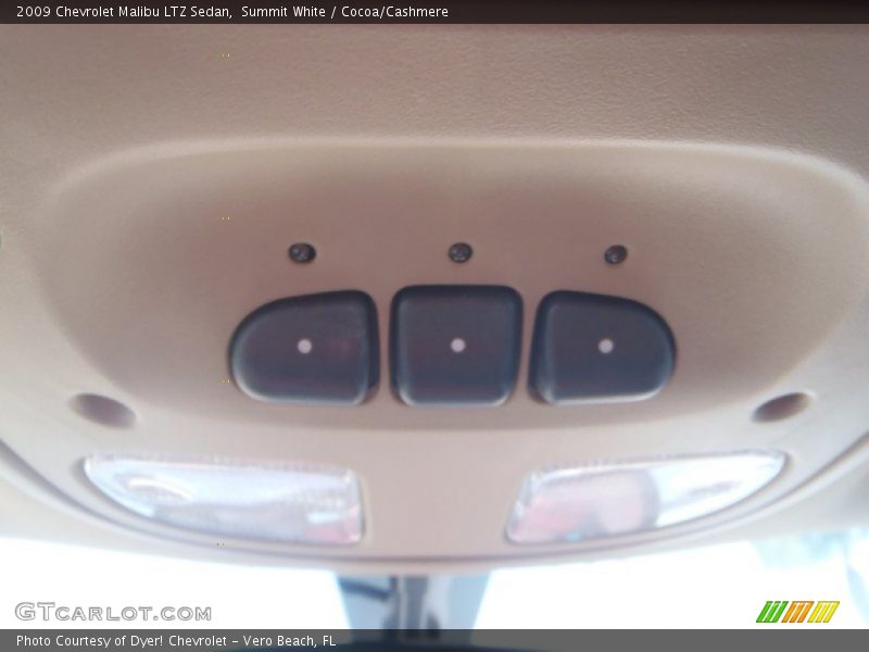 Summit White / Cocoa/Cashmere 2009 Chevrolet Malibu LTZ Sedan