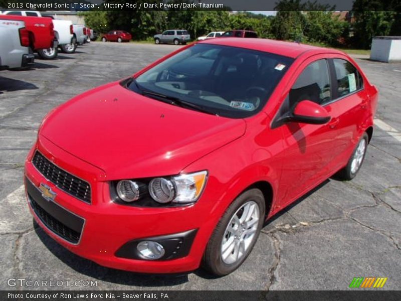 Front 3/4 View of 2013 Sonic LT Sedan