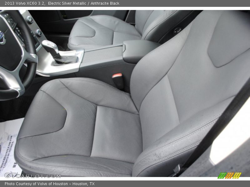 Electric Silver Metallic / Anthracite Black 2013 Volvo XC60 3.2