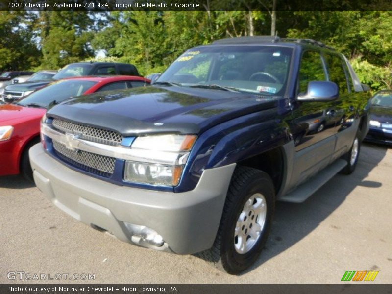 Indigo Blue Metallic / Graphite 2002 Chevrolet Avalanche Z71 4x4