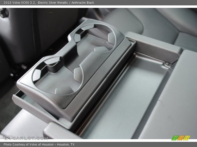 Electric Silver Metallic / Anthracite Black 2013 Volvo XC60 3.2
