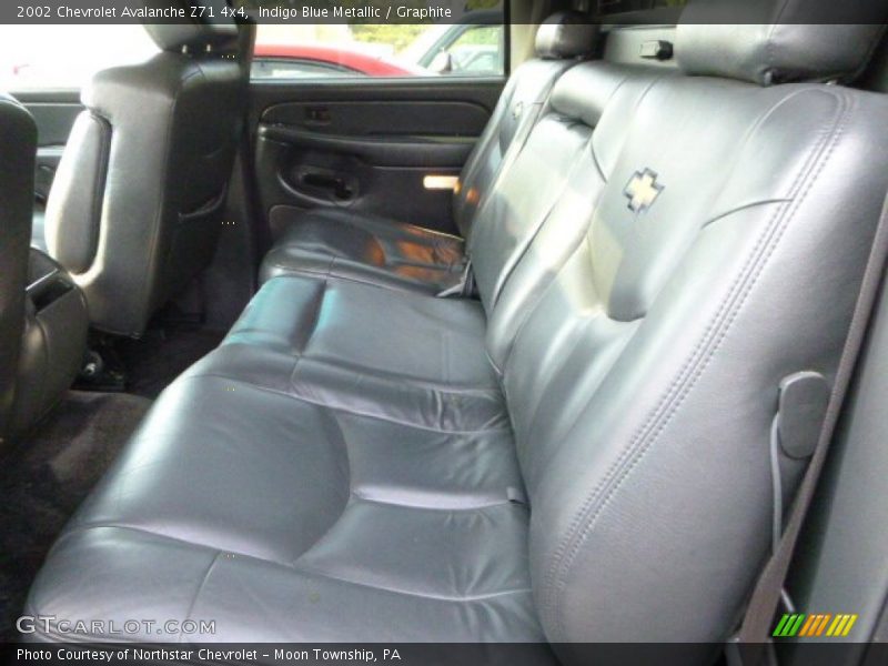 Indigo Blue Metallic / Graphite 2002 Chevrolet Avalanche Z71 4x4