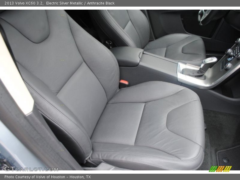 Electric Silver Metallic / Anthracite Black 2013 Volvo XC60 3.2