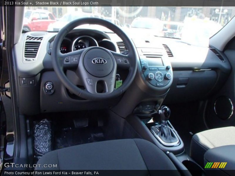 Shadow Black / Black Soul Logo Cloth 2013 Kia Soul +