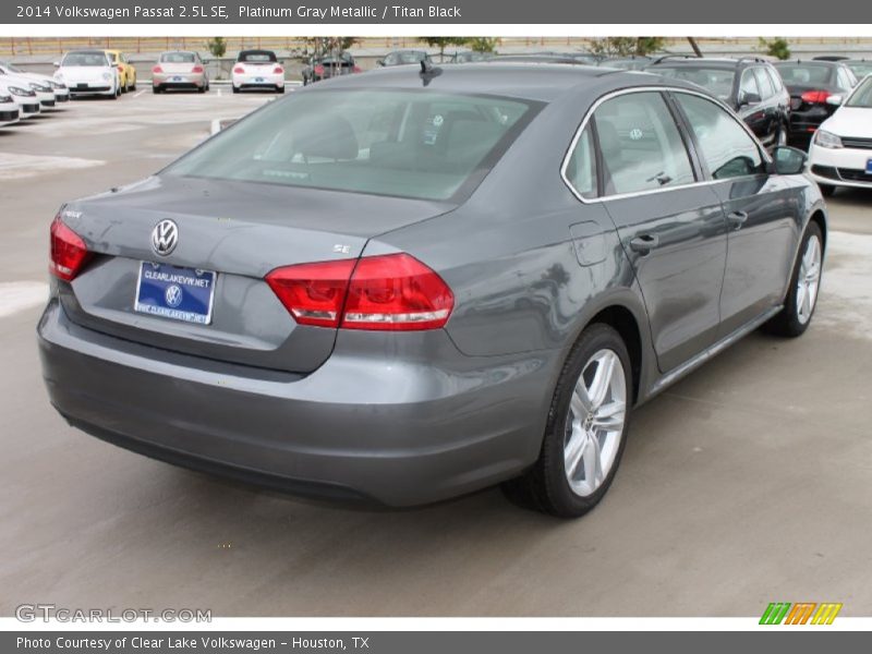 Platinum Gray Metallic / Titan Black 2014 Volkswagen Passat 2.5L SE
