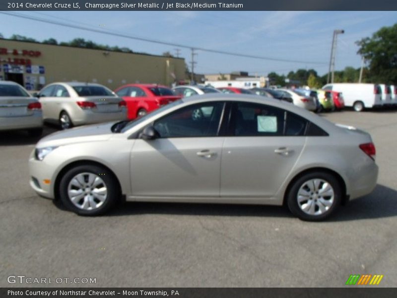 Champagne Silver Metallic / Jet Black/Medium Titanium 2014 Chevrolet Cruze LS