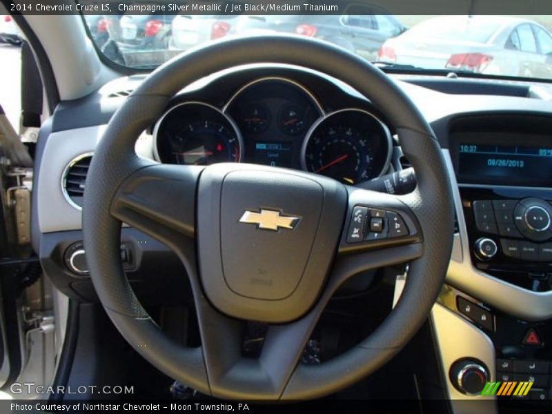 Champagne Silver Metallic / Jet Black/Medium Titanium 2014 Chevrolet Cruze LS