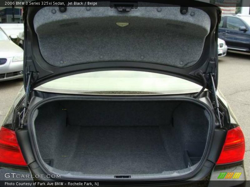 Jet Black / Beige 2006 BMW 3 Series 325xi Sedan